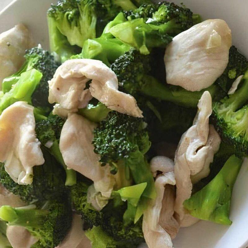G5. Chicken W. Broccoli